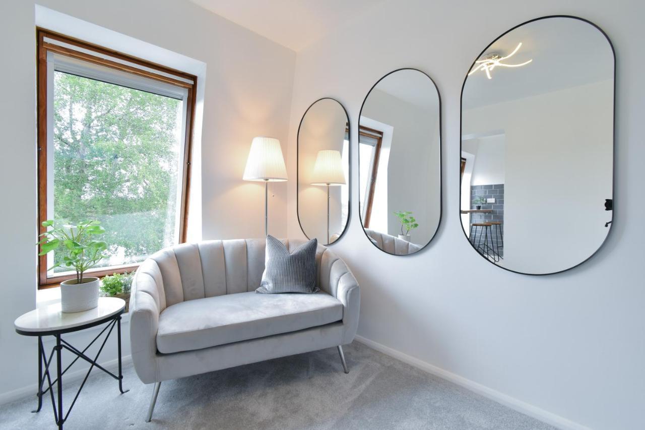 Stylish One Bed Apartment Near Cotswolds Raf Carterton Exterior foto